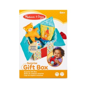 MELISSA & DOUG - DŘEVĚNÁ DÁRKOVÁ KRABIČKA S PŘEKVA